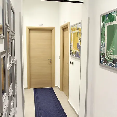 Guest house Del Golfo E Delle 5 Terre 4*