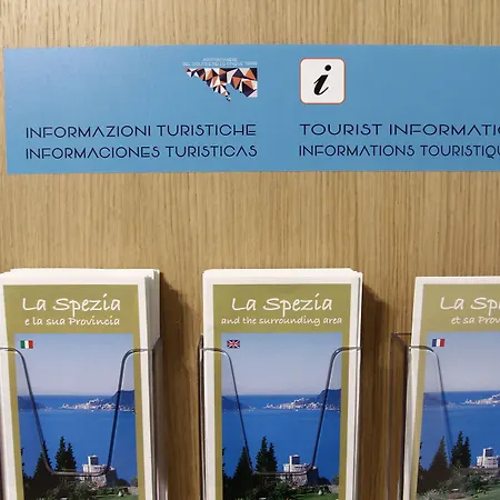 Del Golfo E Delle 5 Terre 4*