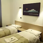 Affittacamere Del Golfo E Delle 5 Terre 4*