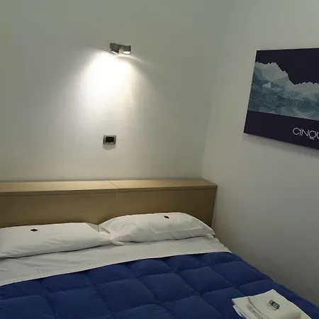 Del Golfo E Delle 5 Terre La Spezia